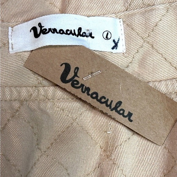 🎉HP🎉 NWT Vernacular Puff Sleeved Cropped Quilted Jacket in Cream. Size Large - Picture 16 of 16